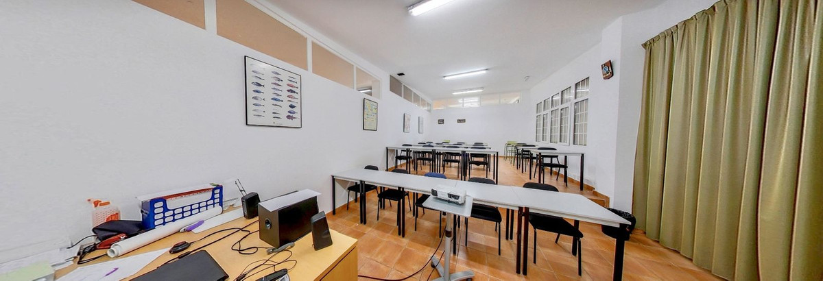 Commercial unit for sale in Benalmadena Costa Del Sol, Málaga, Spain
