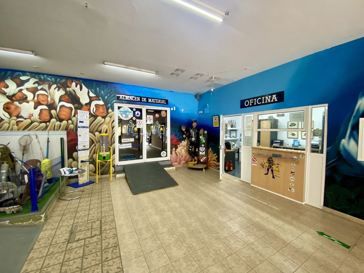 Commercial unit for sale in Benalmadena Costa Del Sol, Málaga, Spain
