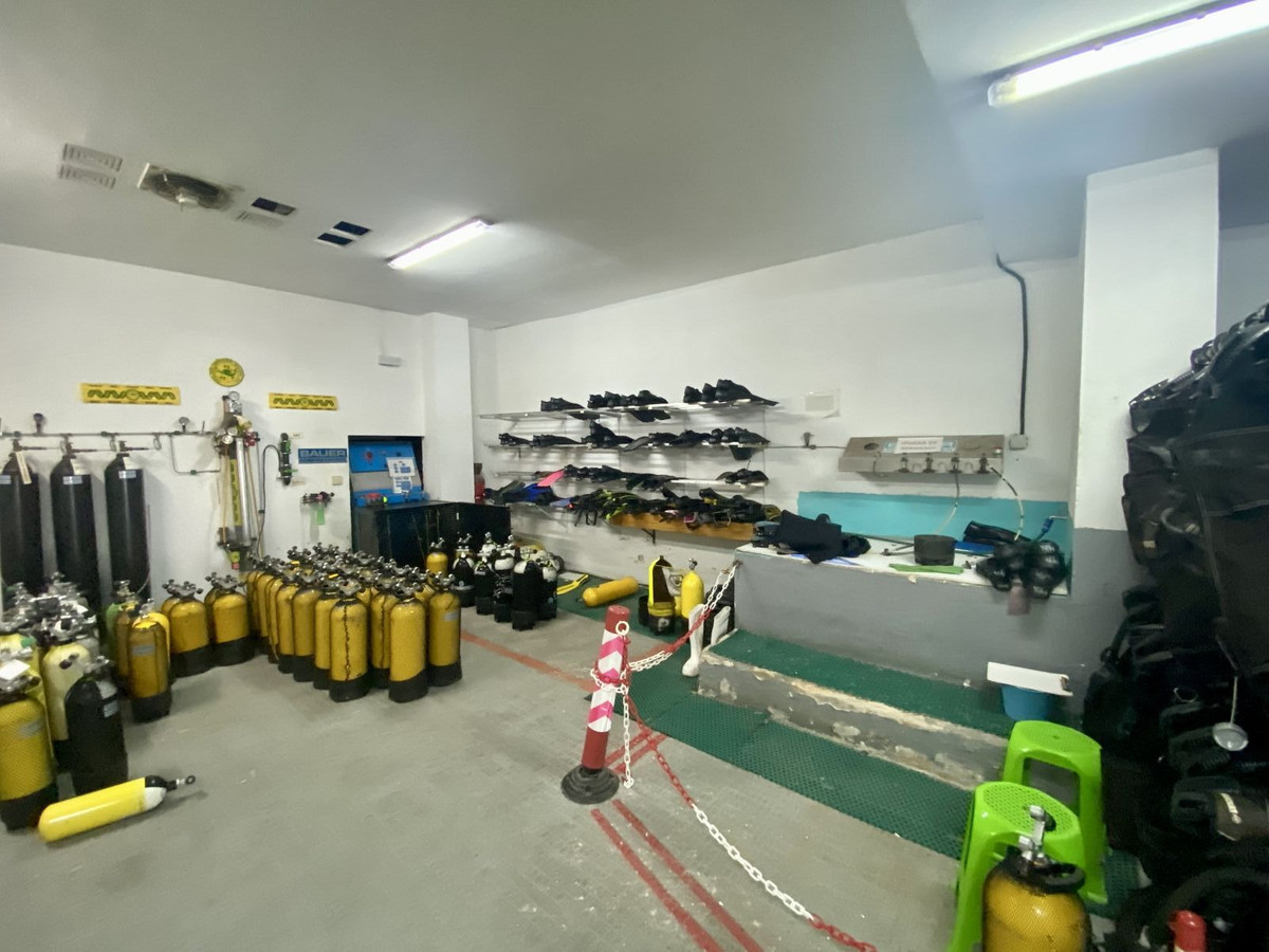 Commercial unit for sale in Benalmadena Costa Del Sol, Málaga, Spain