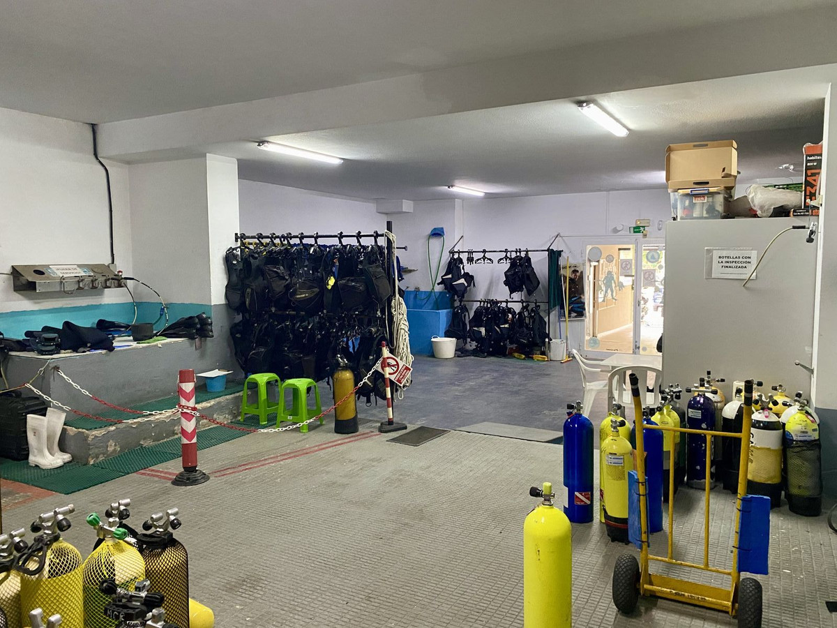Commercial unit for sale in Benalmadena Costa Del Sol, Málaga, Spain