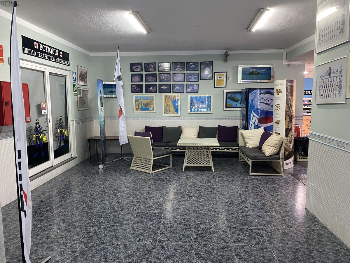 Commercial unit for sale in Benalmadena Costa Del Sol, Málaga, Spain