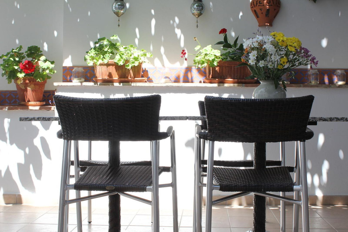 Se vende Hotel de 10 dormitorios en Costa Del Sol East, Málaga, España