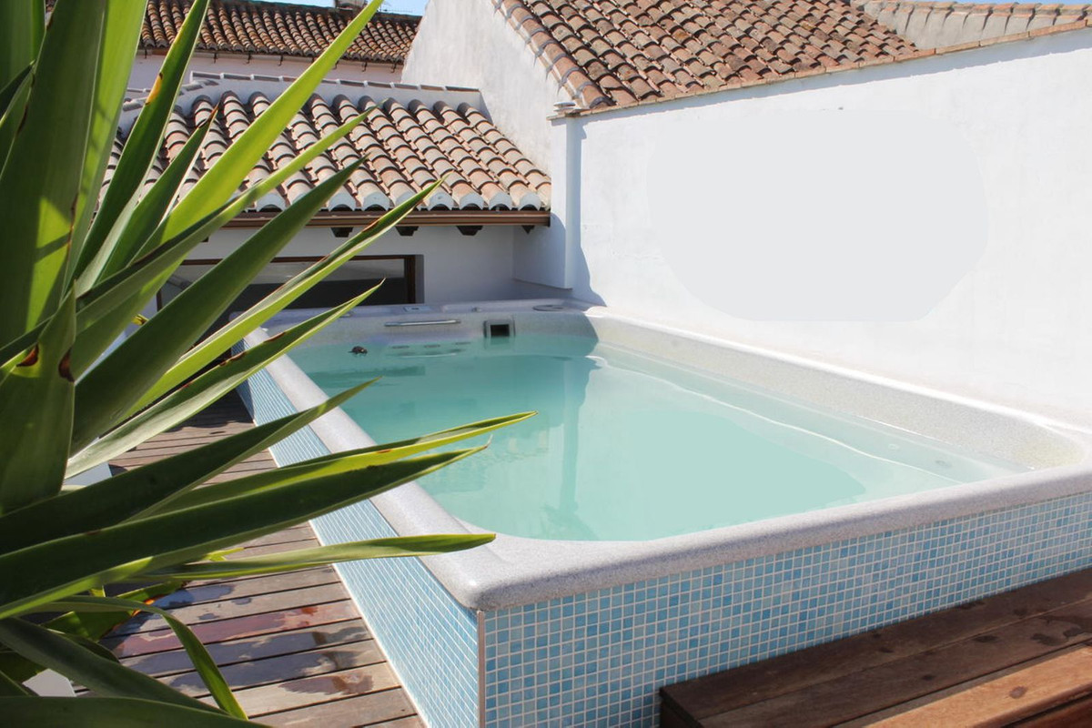 Se vende Hotel de 10 dormitorios en Costa Del Sol East, Málaga, España