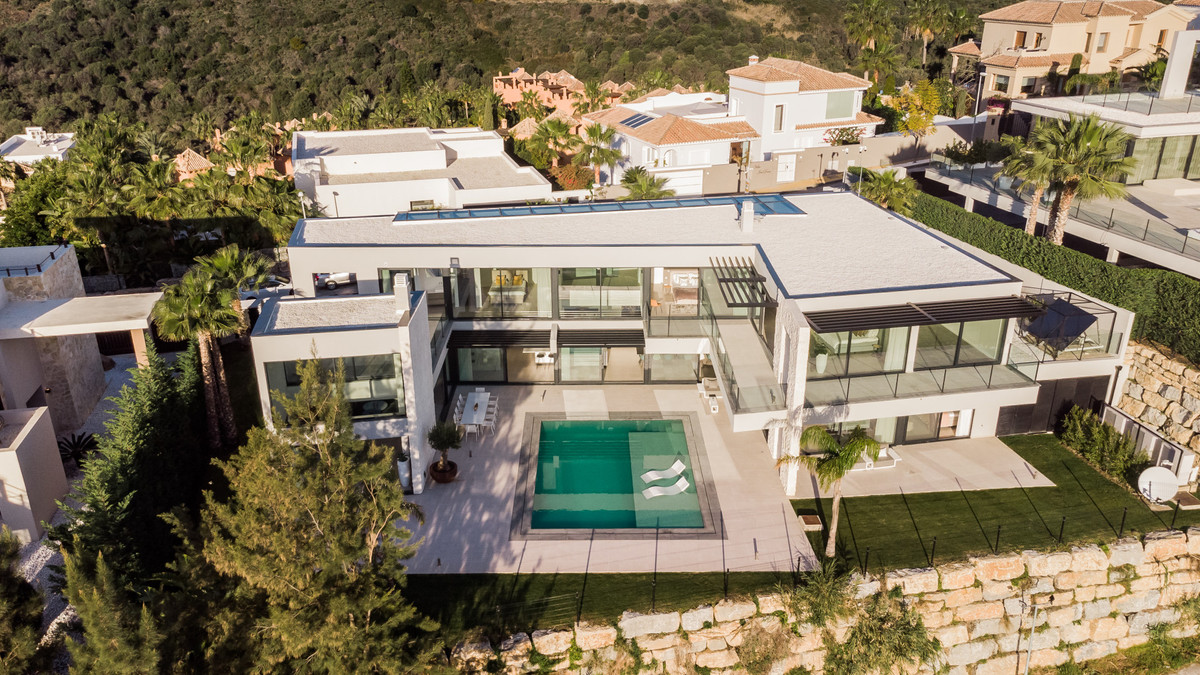 Se vende Villa - Chalet de 5 dormitorios en Costa Del Sol, Málaga, España