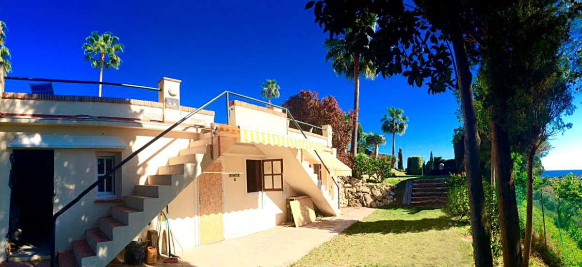 Se vende Villa - Chalet de 6 dormitorios en Costa Del Sol, Málaga, España