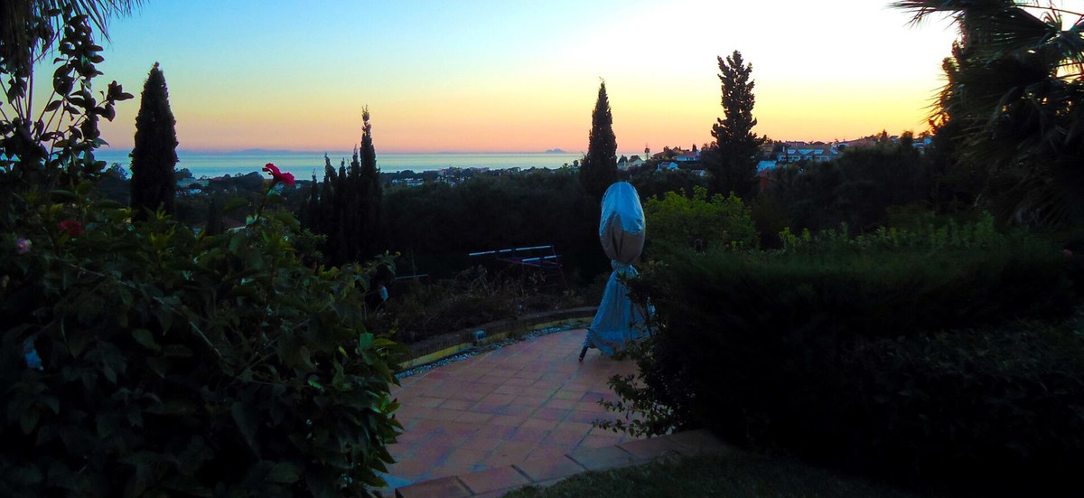 Se vende Villa - Chalet de 6 dormitorios en Costa Del Sol, Málaga, España