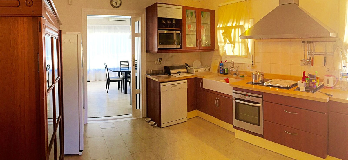 Se vende Villa - Chalet de 6 dormitorios en Costa Del Sol, Málaga, España