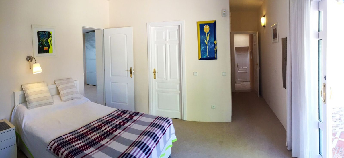Se vende Villa - Chalet de 6 dormitorios en Costa Del Sol, Málaga, España