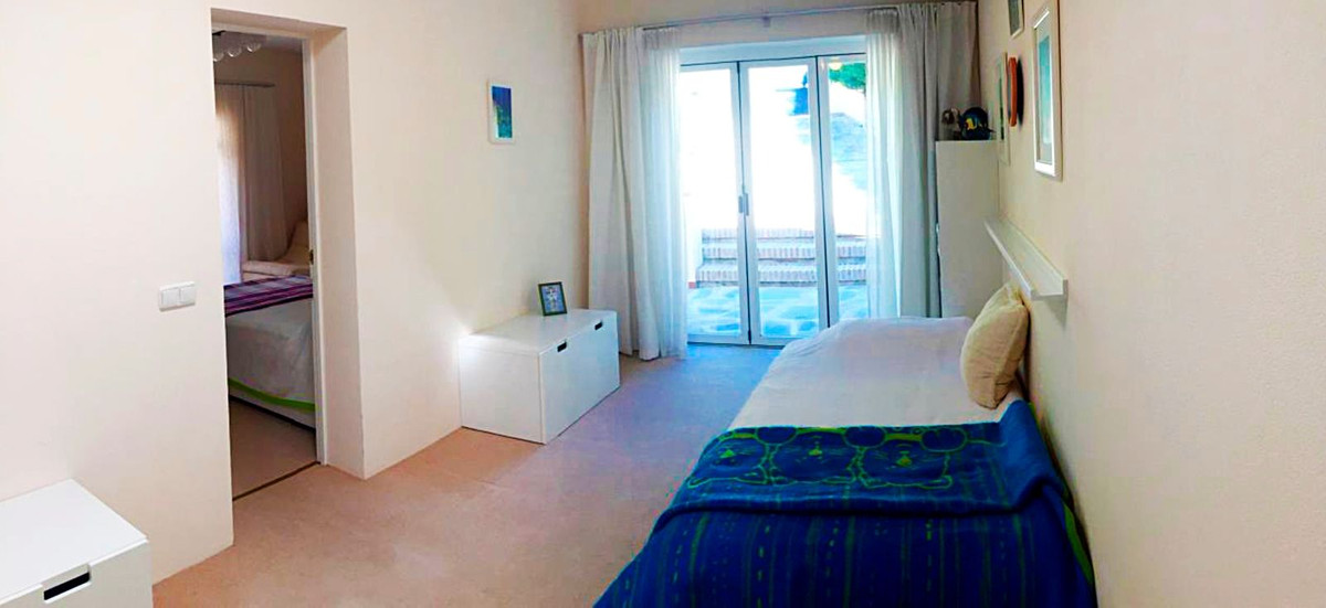 Se vende Villa - Chalet de 6 dormitorios en Costa Del Sol, Málaga, España