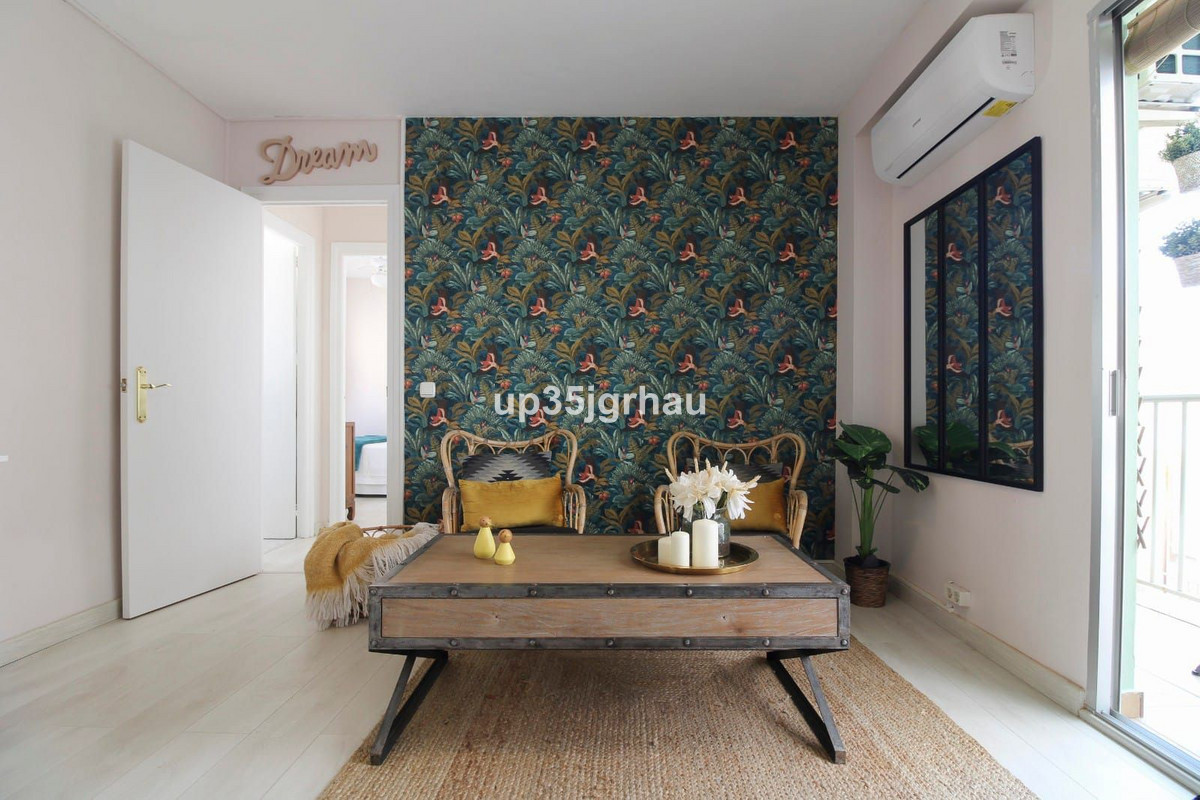Se vende Edificio residencial de 7 dormitorios en Costa Del Sol, Málaga, España