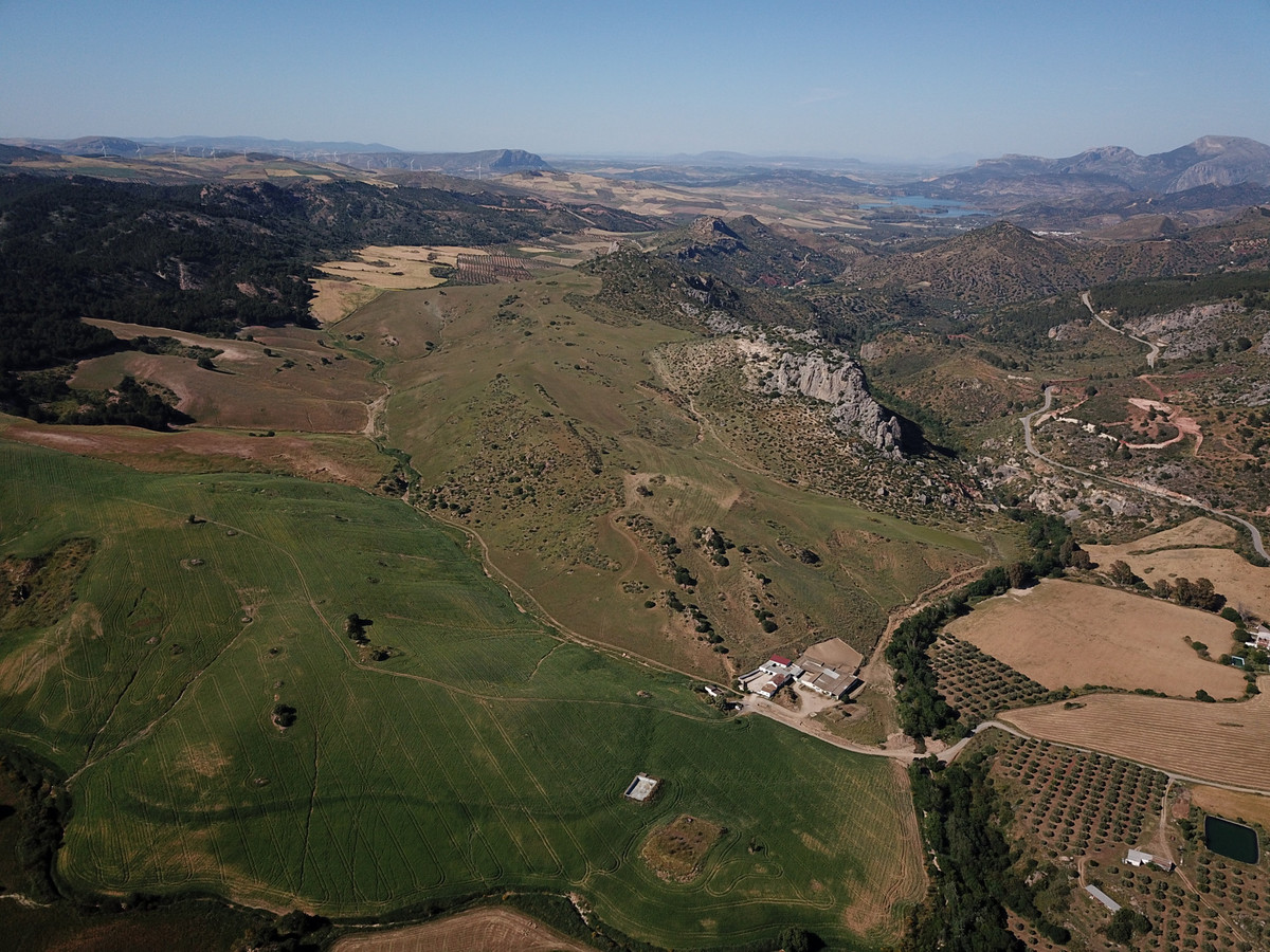 Se vende Finca - Cortijo de 30 dormitorios en Costa Del Sol, Málaga, España