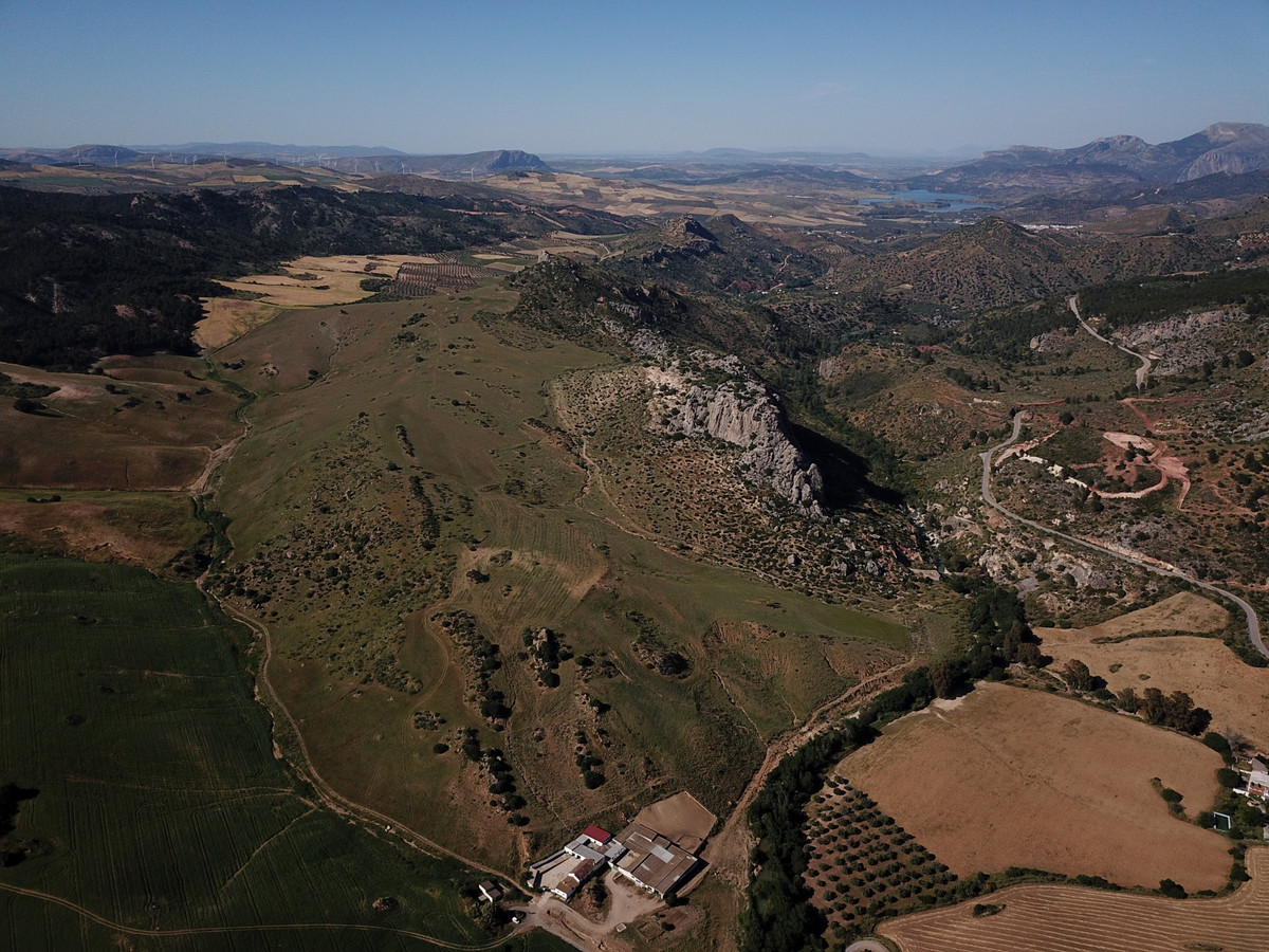 Se vende Finca - Cortijo de 30 dormitorios en Costa Del Sol, Málaga, España