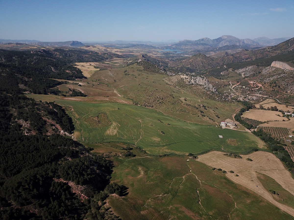 Se vende Finca - Cortijo de 30 dormitorios en Costa Del Sol, Málaga, España