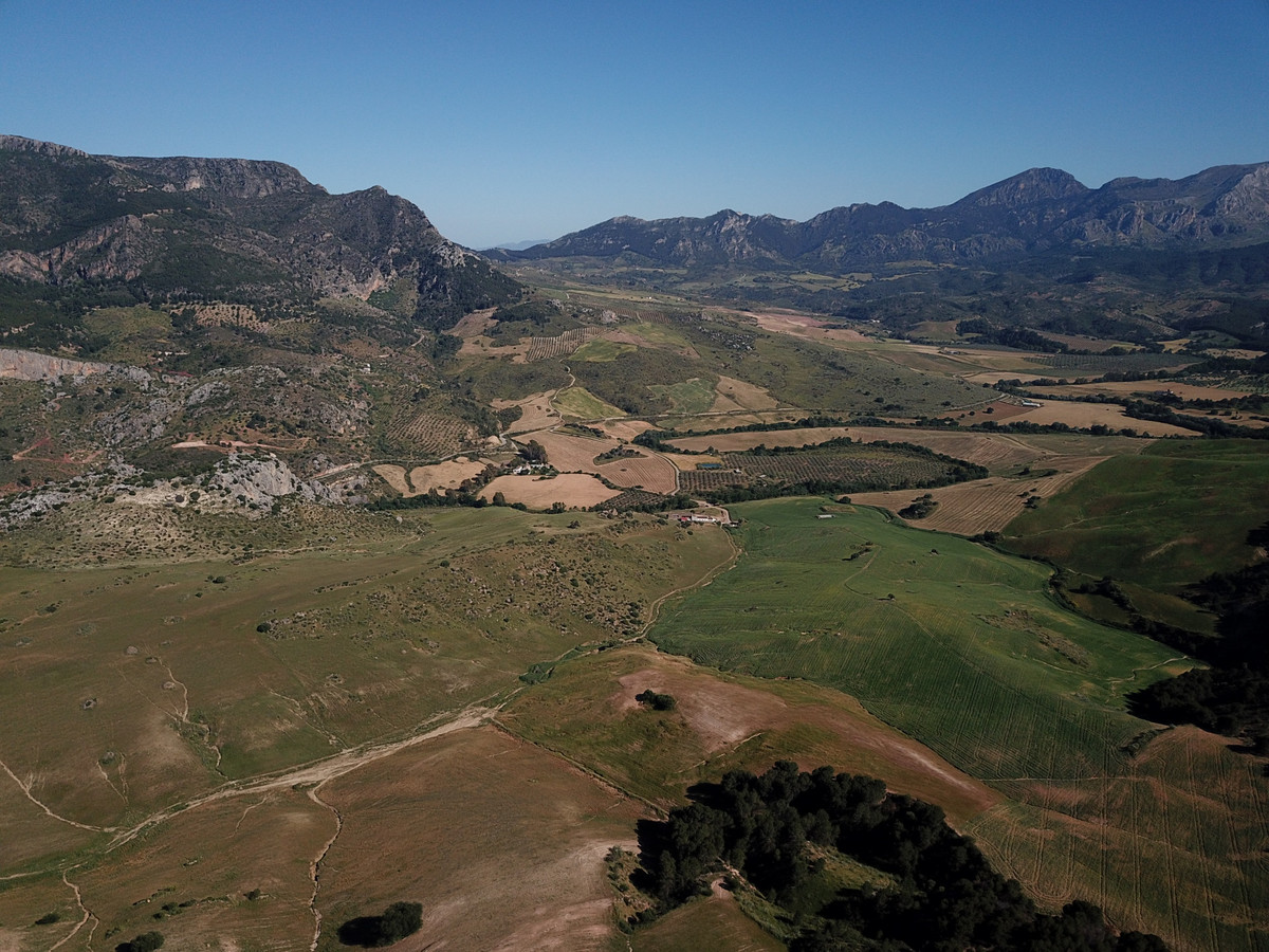 Se vende Finca - Cortijo de 30 dormitorios en Costa Del Sol, Málaga, España