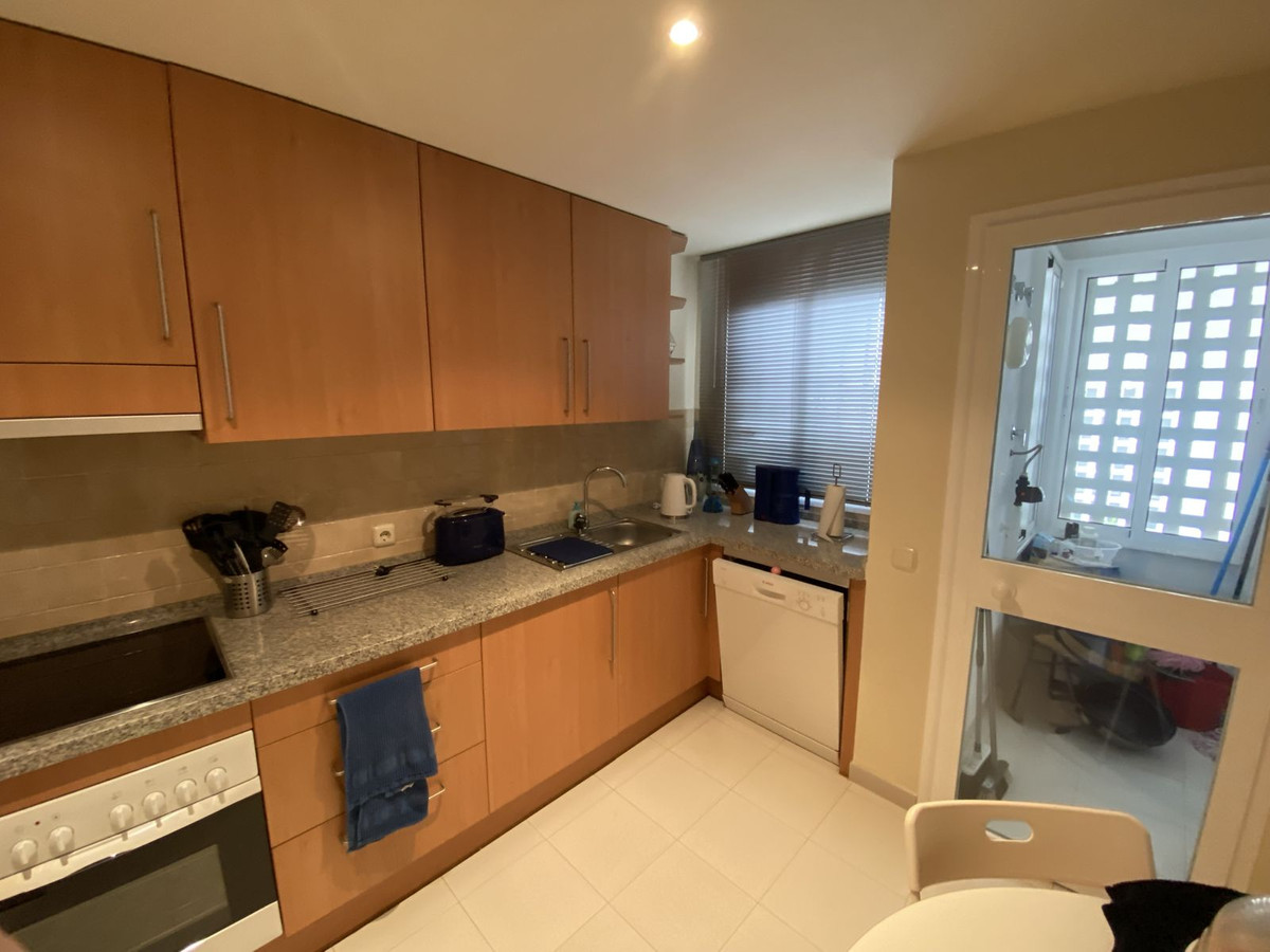 3 Bed Apartment for sale in La Quinta Costa Del Sol, Málaga, Spain