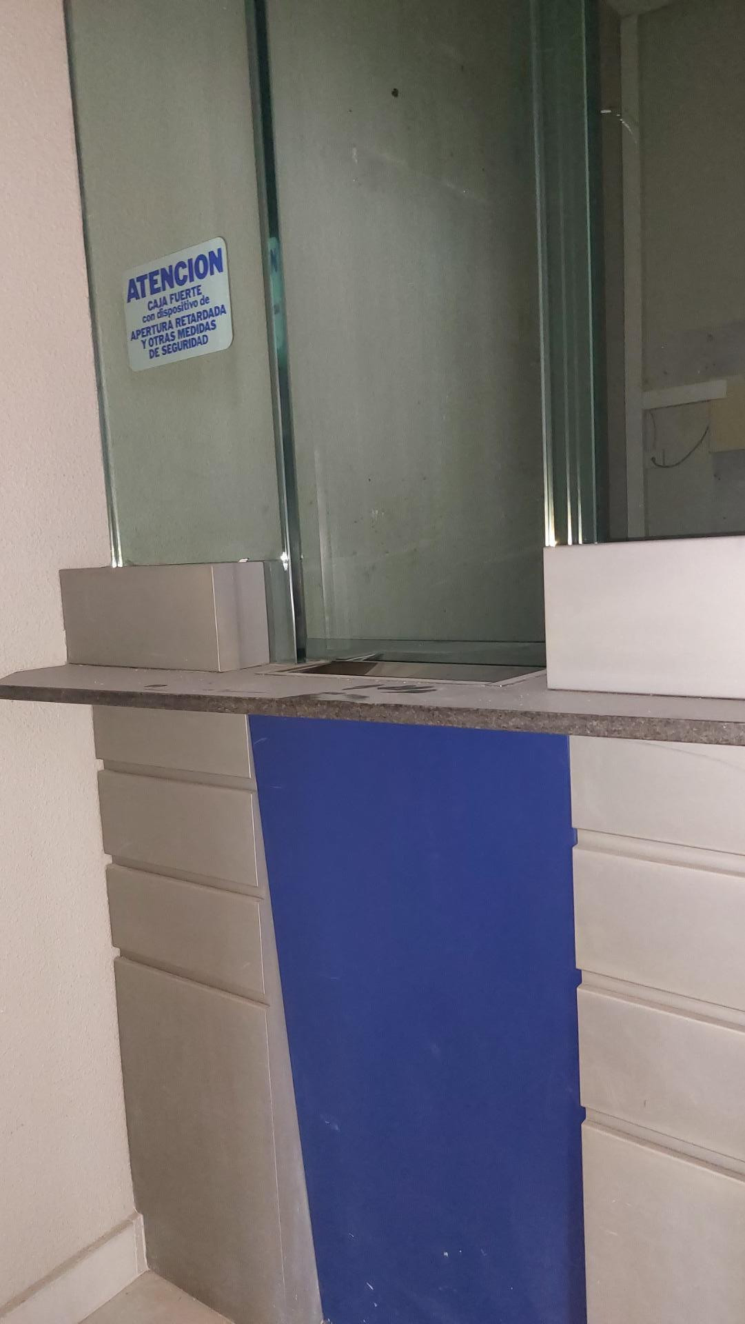 Commercial unit for sale in Marbella Costa Del Sol, Málaga, Spain