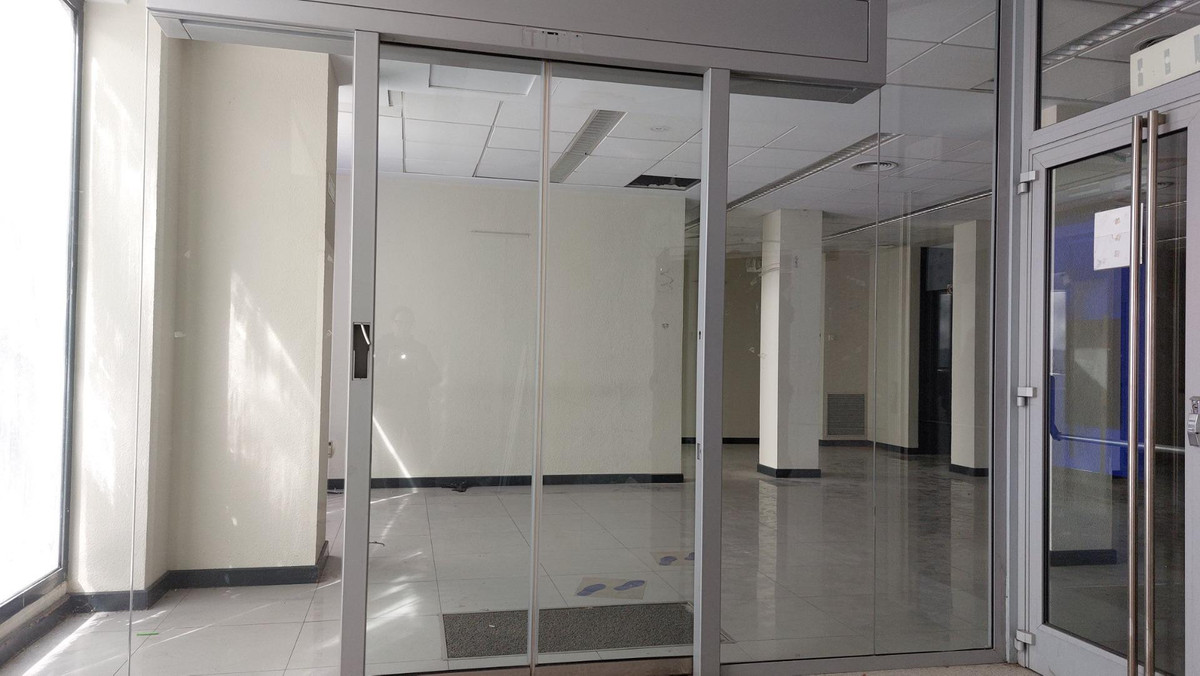 Commercial unit for sale in Marbella Costa Del Sol, Málaga, Spain