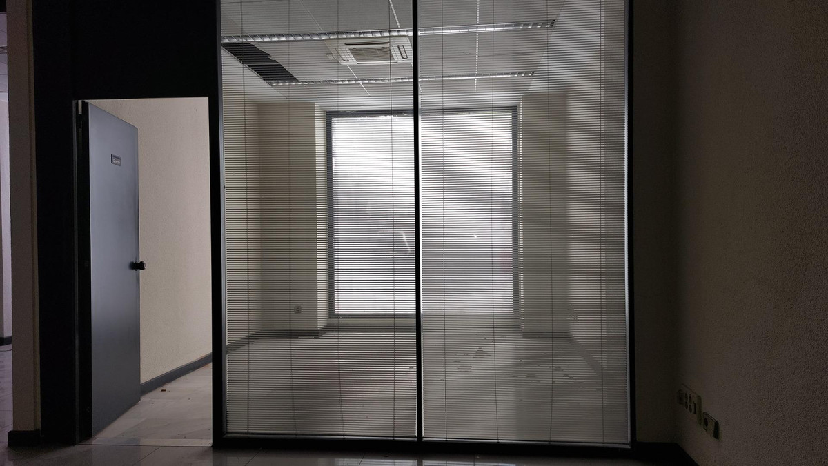 Commercial unit for sale in Marbella Costa Del Sol, Málaga, Spain