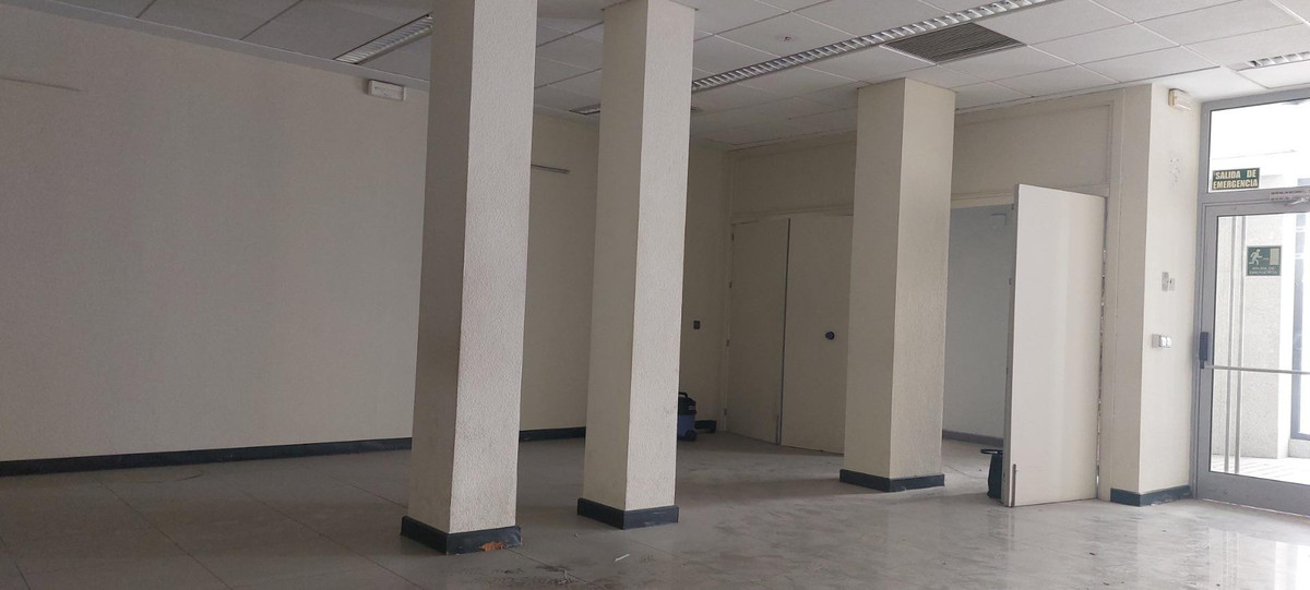 Commercial unit for sale in Marbella Costa Del Sol, Málaga, Spain