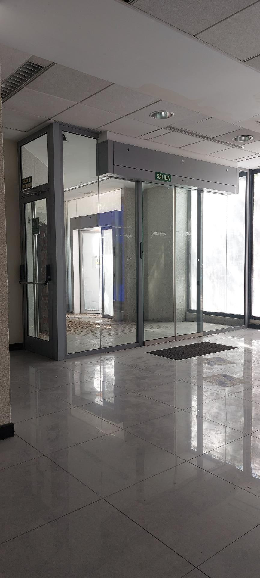 Commercial unit for sale in Marbella Costa Del Sol, Málaga, Spain