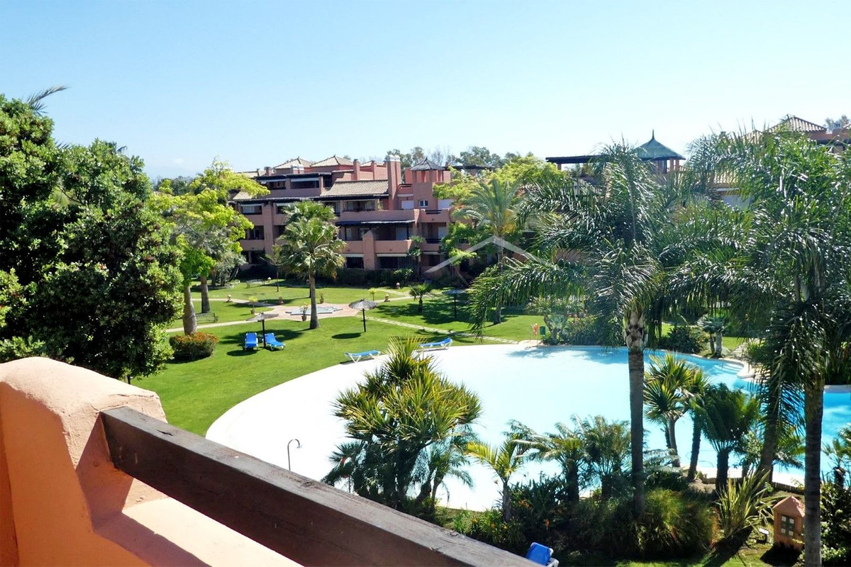2 Bed Apartment for sale in Guadalmina Baja Costa Del Sol, Málaga, Spain