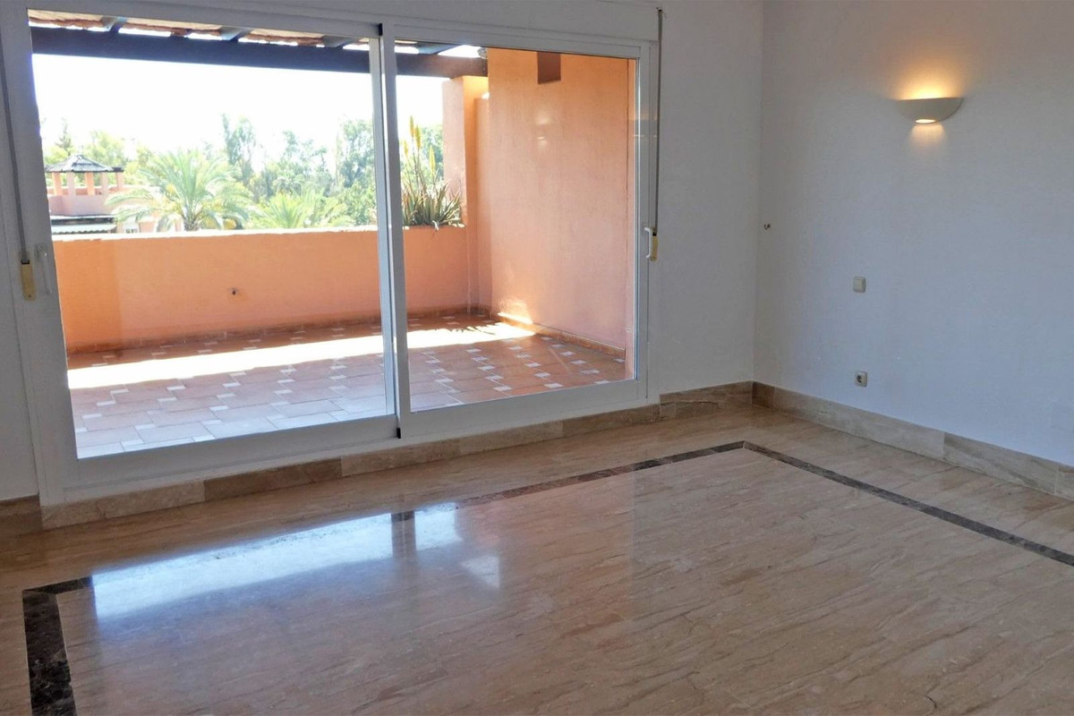 2 Bed Apartment for sale in Guadalmina Baja Costa Del Sol, Málaga, Spain