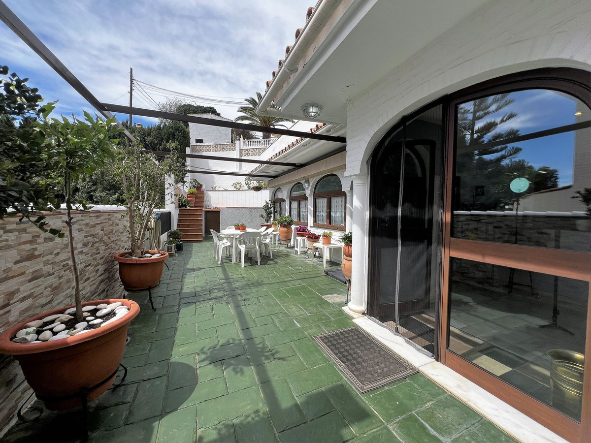 4 Bed Townhouse for sale in La Capellania Costa Del Sol, Málaga, Spain