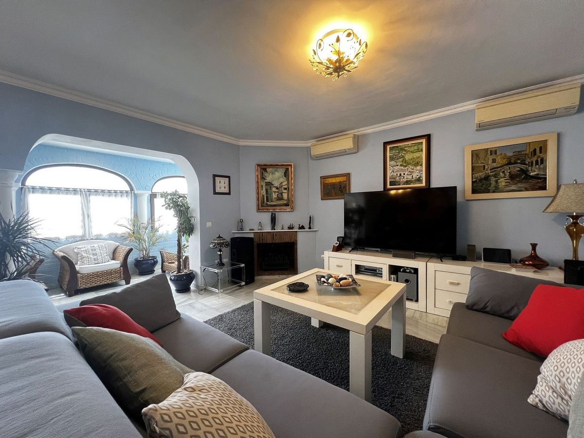 4 Bed Townhouse for sale in La Capellania Costa Del Sol, Málaga, Spain