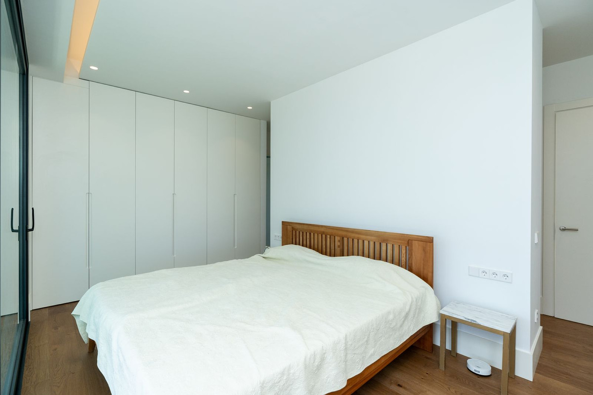 Se vende Villa - Chalet de 6 dormitorios en Costa Del Sol, Málaga, España