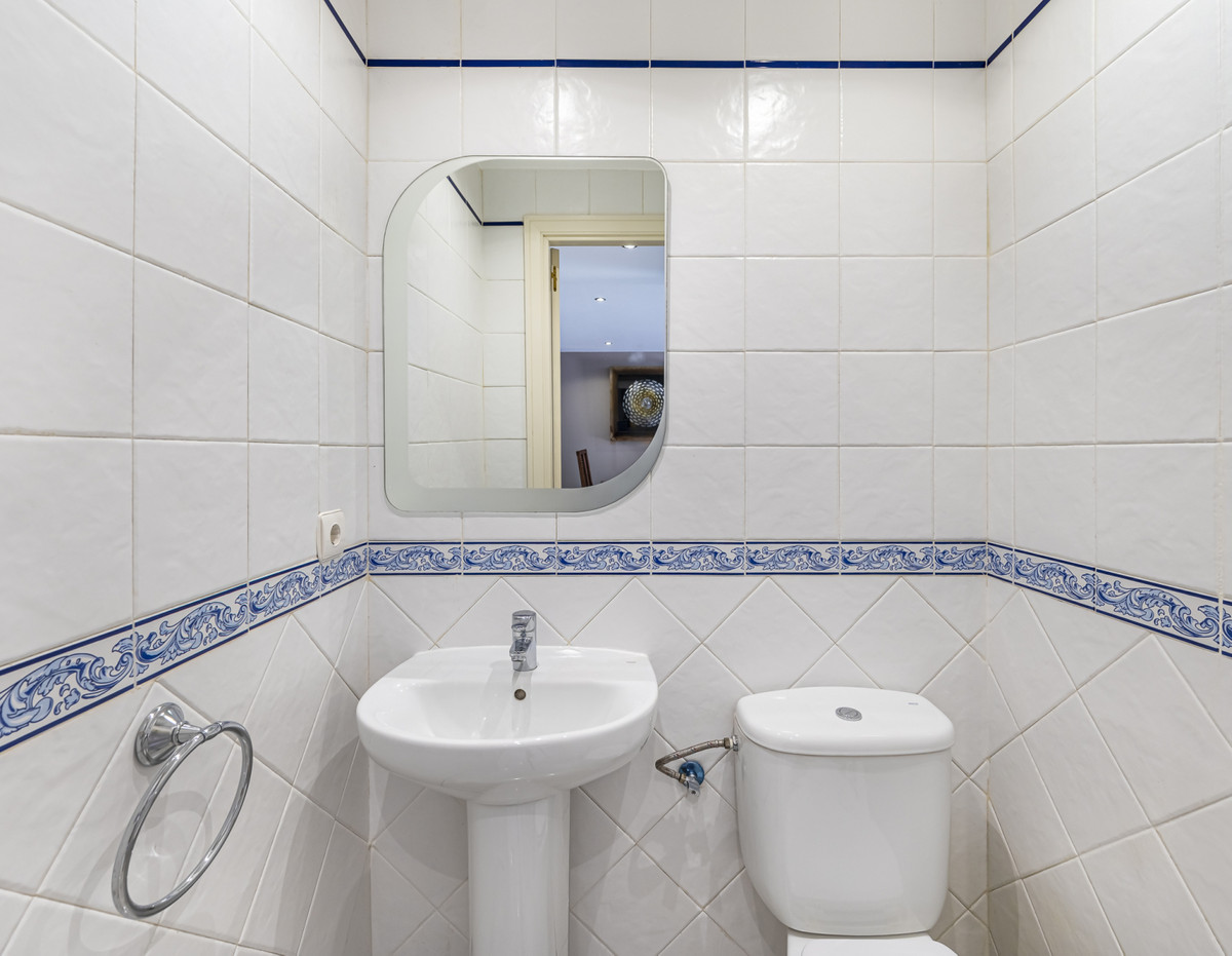 3 Bed Apartment for sale in Bahía De Marbella Costa Del Sol, Málaga, Spain