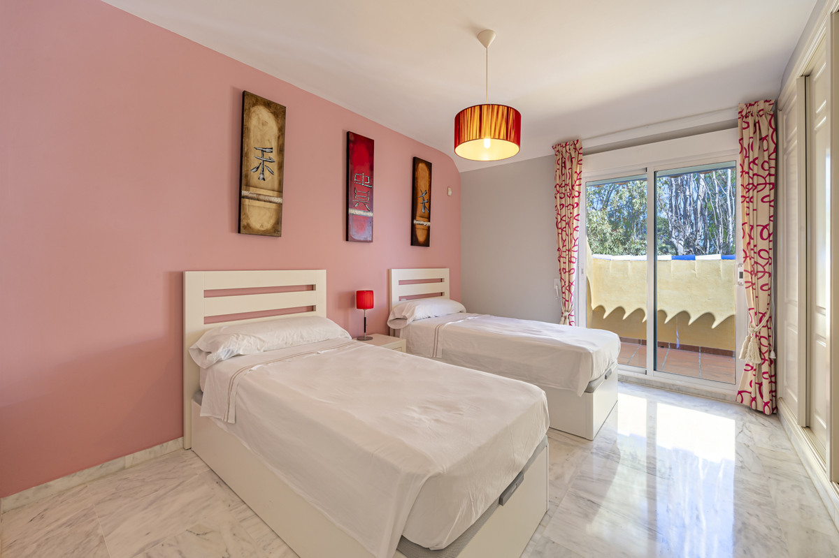 3 Bed Apartment for sale in Bahía De Marbella Costa Del Sol, Málaga, Spain