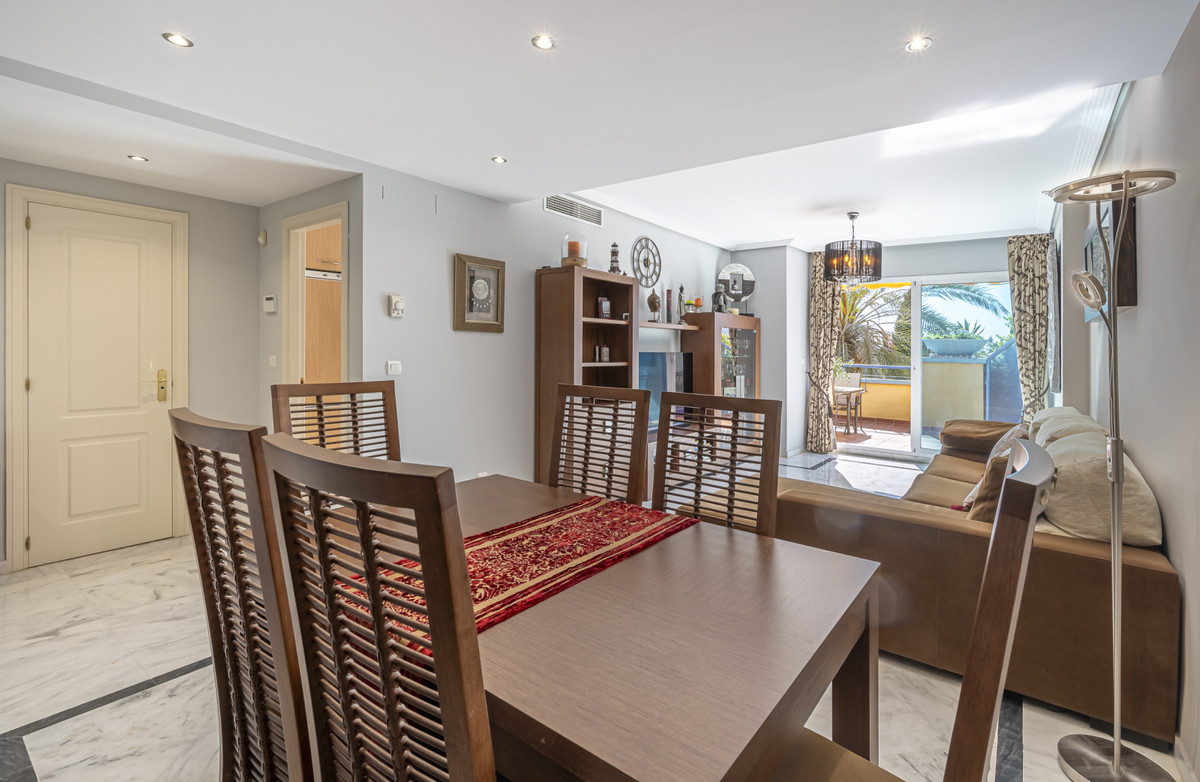 3 Bed Apartment for sale in Bahía De Marbella Costa Del Sol, Málaga, Spain