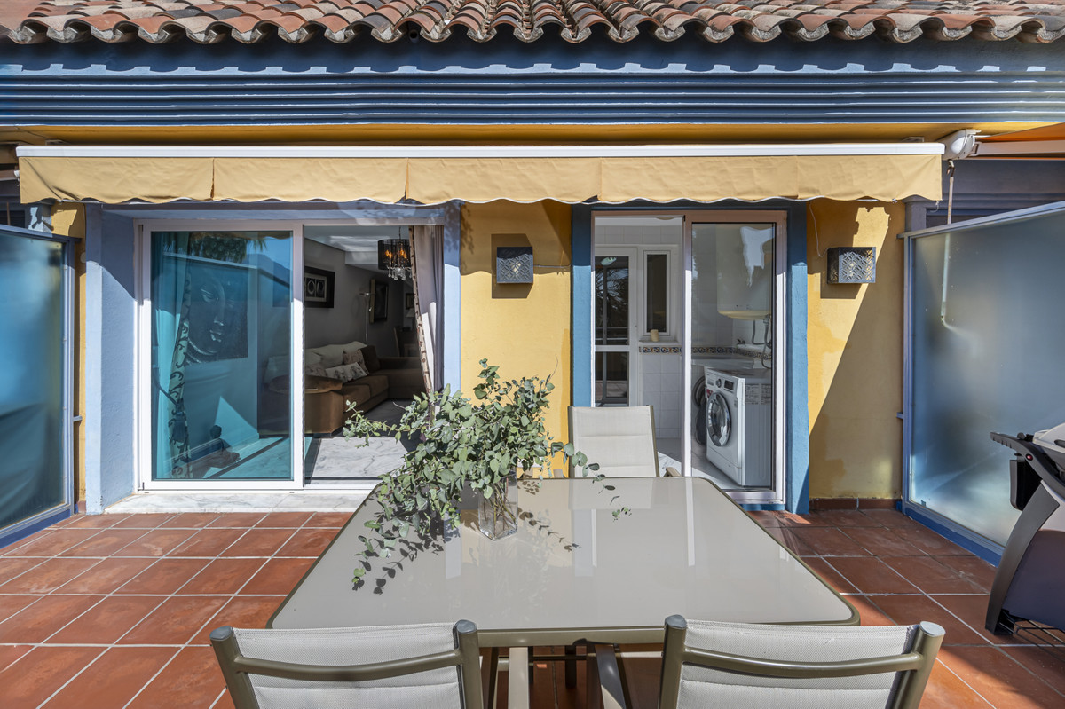 3 Bed Apartment for sale in Bahía De Marbella Costa Del Sol, Málaga, Spain