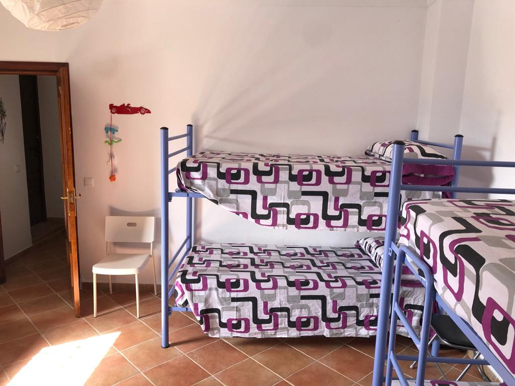 Se vende Villa - Chalet de 5 dormitorios en Málaga, Málaga, España
