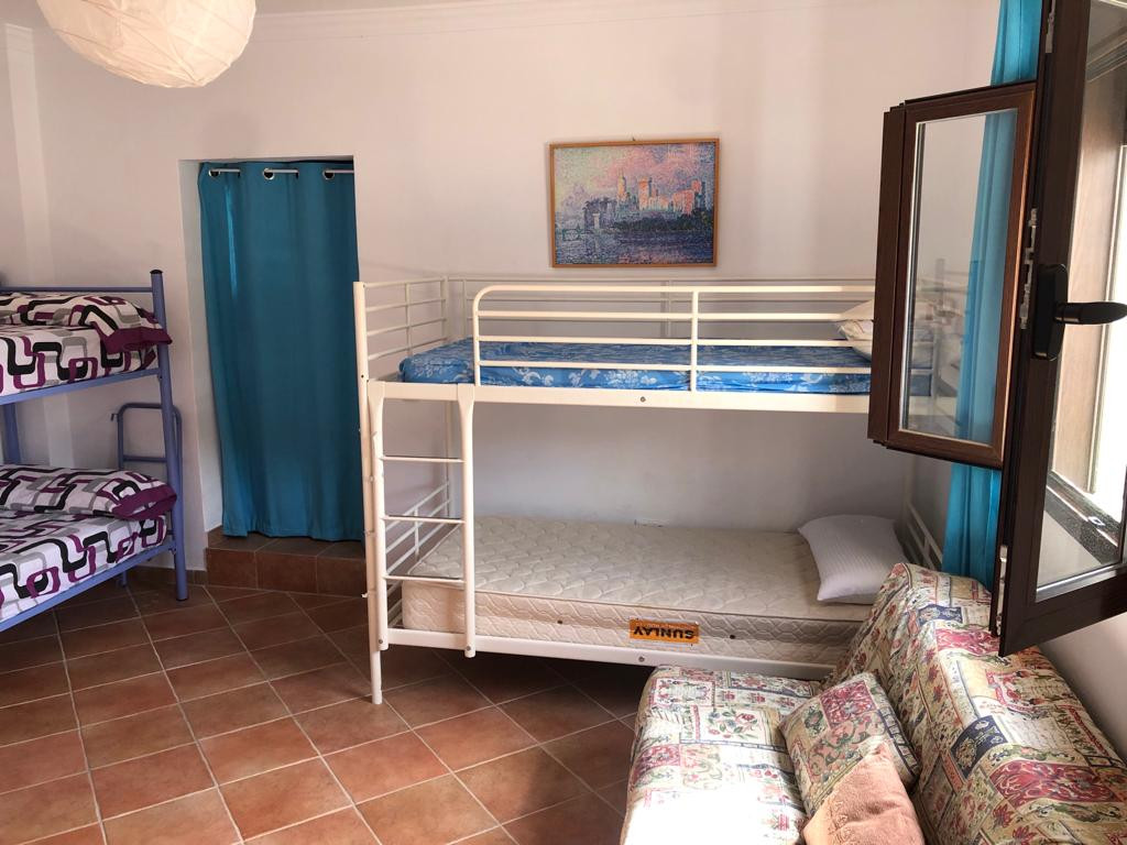 Se vende Villa - Chalet de 5 dormitorios en Málaga, Málaga, España