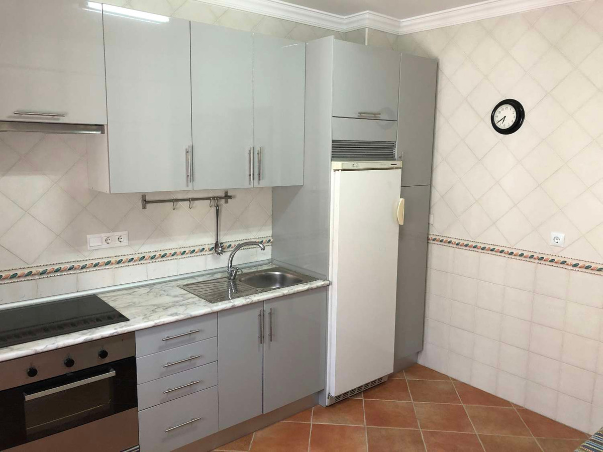 Se vende Villa - Chalet de 5 dormitorios en Málaga, Málaga, España