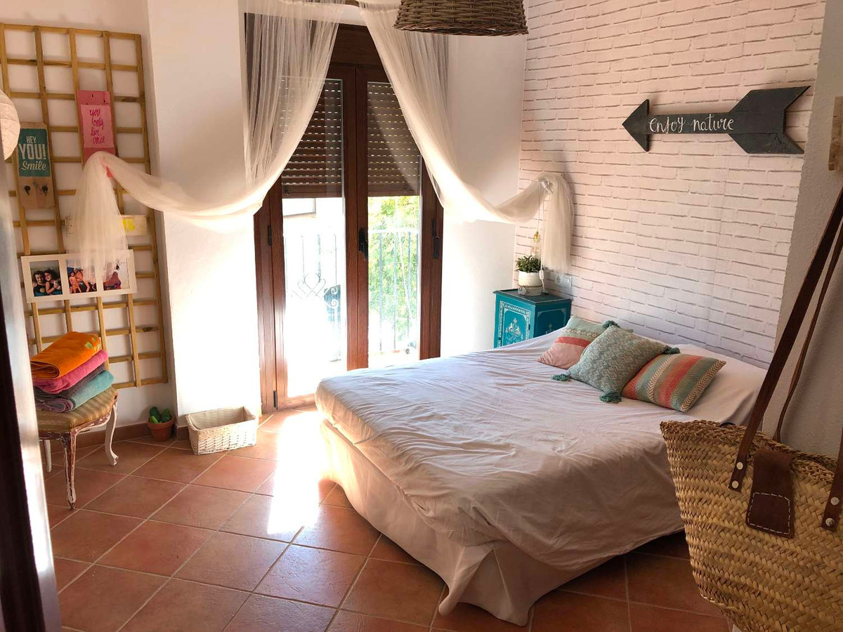 Se vende Villa - Chalet de 5 dormitorios en Málaga, Málaga, España