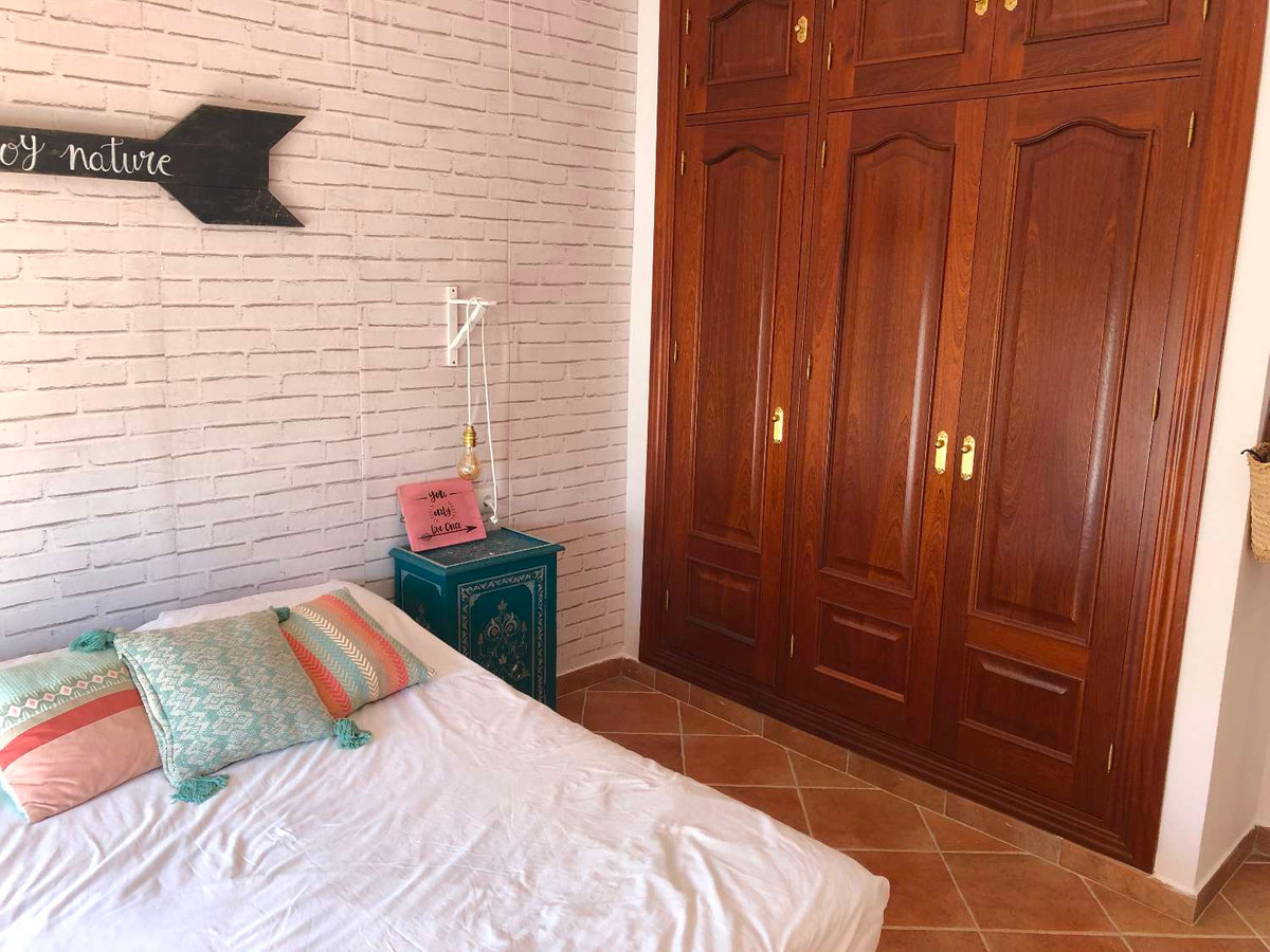Se vende Villa - Chalet de 5 dormitorios en Málaga, Málaga, España