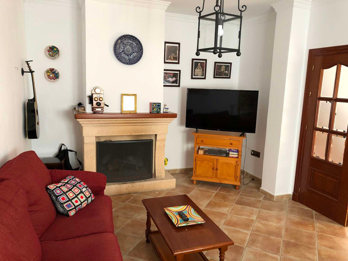 Se vende Villa - Chalet de 5 dormitorios en Málaga, Málaga, España