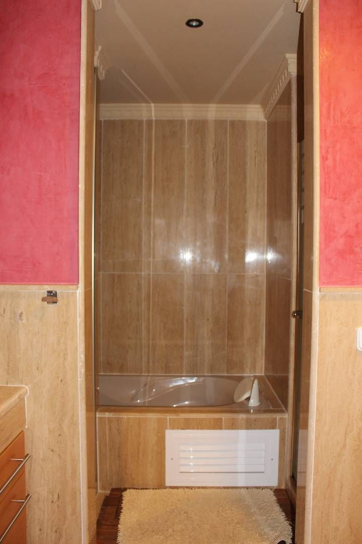 Se vende Apartamento Planta Media de 3 dormitorios en Costa Del Sol, Málaga, España