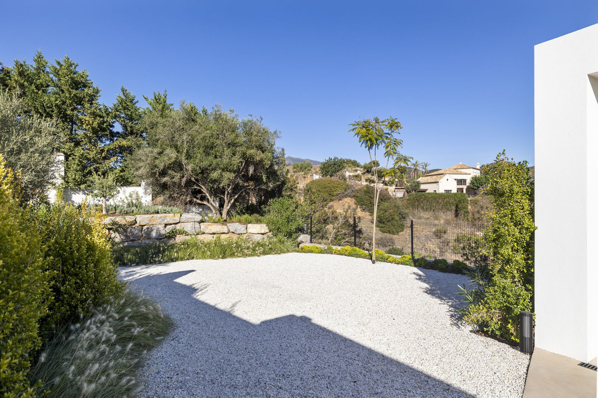 6 Bed Townhouse for sale in Benahavís Costa Del Sol, Málaga, Spain