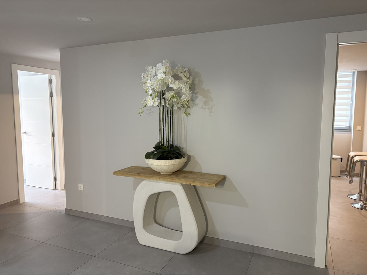 3 Bed Apartment for sale in Elviria Costa Del Sol, Málaga, Spain