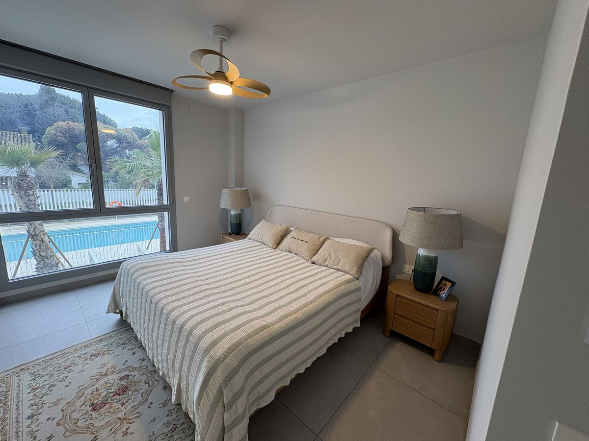 3 Bed Apartment for sale in Elviria Costa Del Sol, Málaga, Spain