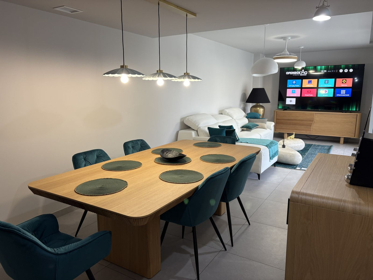 3 Bed Apartment for sale in Elviria Costa Del Sol, Málaga, Spain