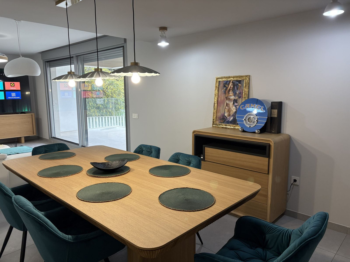 3 Bed Apartment for sale in Elviria Costa Del Sol, Málaga, Spain