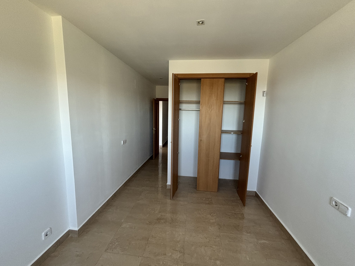 2 Bed Apartment for sale in La Duquesa Costa Del Sol, Málaga, Spain