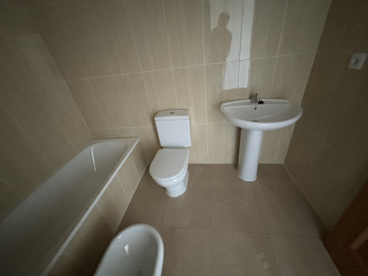 2 Bed Apartment for sale in La Duquesa Costa Del Sol, Málaga, Spain