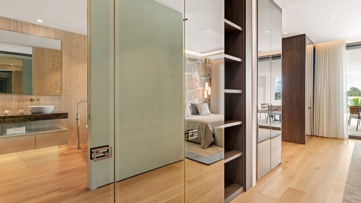 Se vende Apartamento Planta Baja de 4 dormitorios en Costa Del Sol, Málaga, España