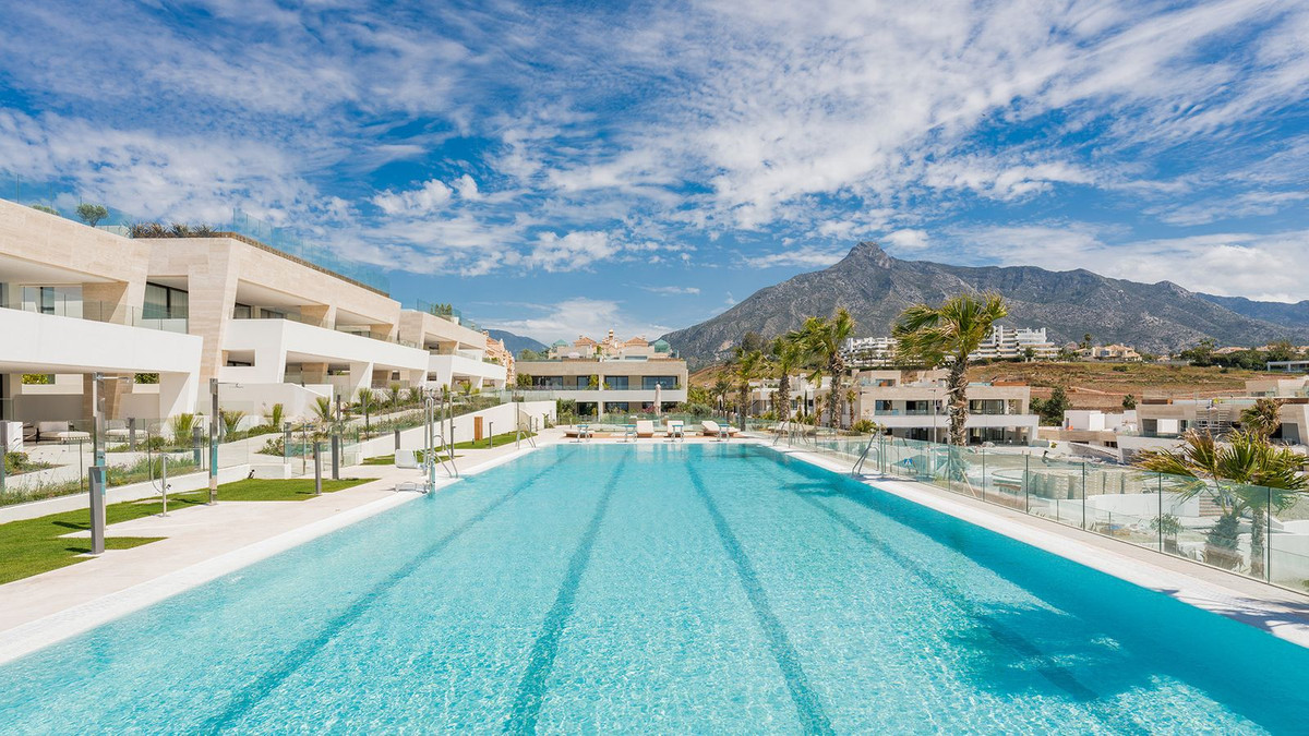 Se vende Apartamento Planta Baja de 4 dormitorios en Costa Del Sol, Málaga, España