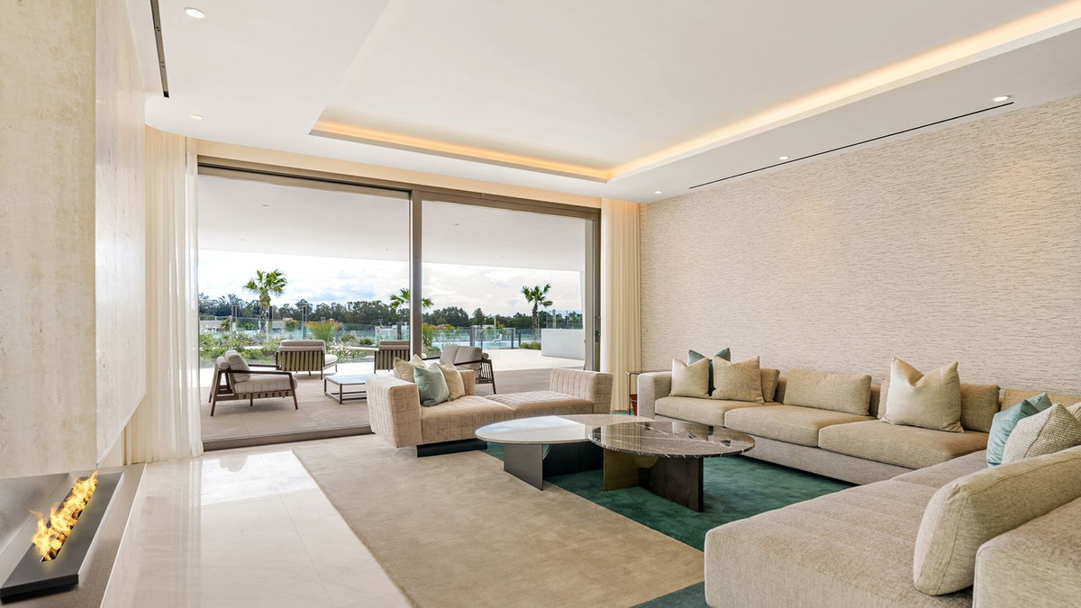 Se vende Apartamento Planta Baja de 4 dormitorios en Costa Del Sol, Málaga, España